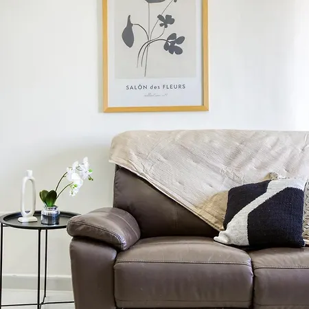 Spacious, 1br Duplex Off Uni/hospital With Wifi By 360 Estates *
