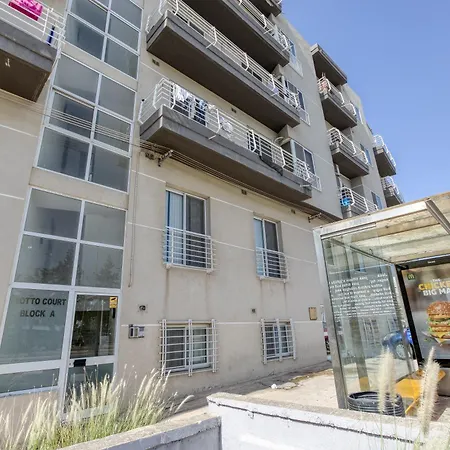 Spacious, 1br Duplex Off Uni/hospital With Wifi By 360 Estates Msida