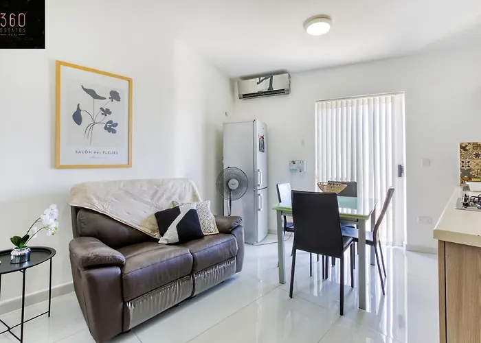 Spacious, 1br Duplex Off Uni/hospital With Wifi By 360 Estates Msida