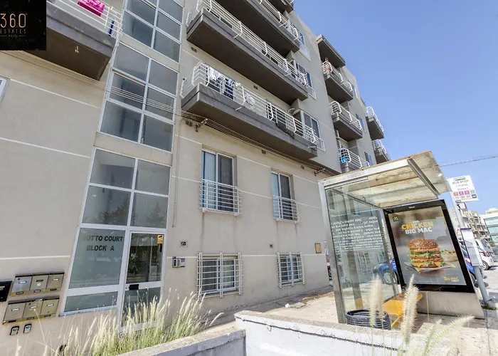 Spacious, 1br Duplex Off Uni/hospital With Wifi By 360 Estates Msida