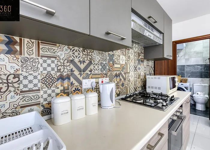 Spacious, 1br Duplex Off Uni/hospital With Wifi By 360 Estates Apartment