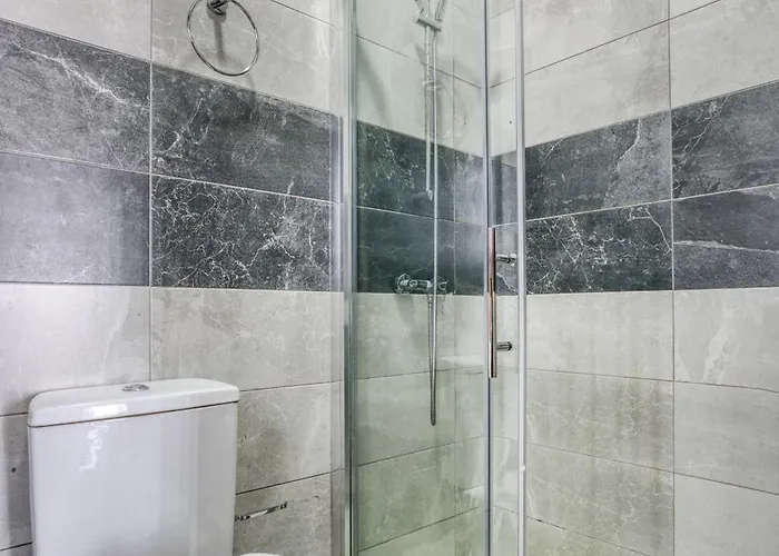 Spacious, 1br Duplex Off Uni/hospital With Wifi By 360 Estates * Msida